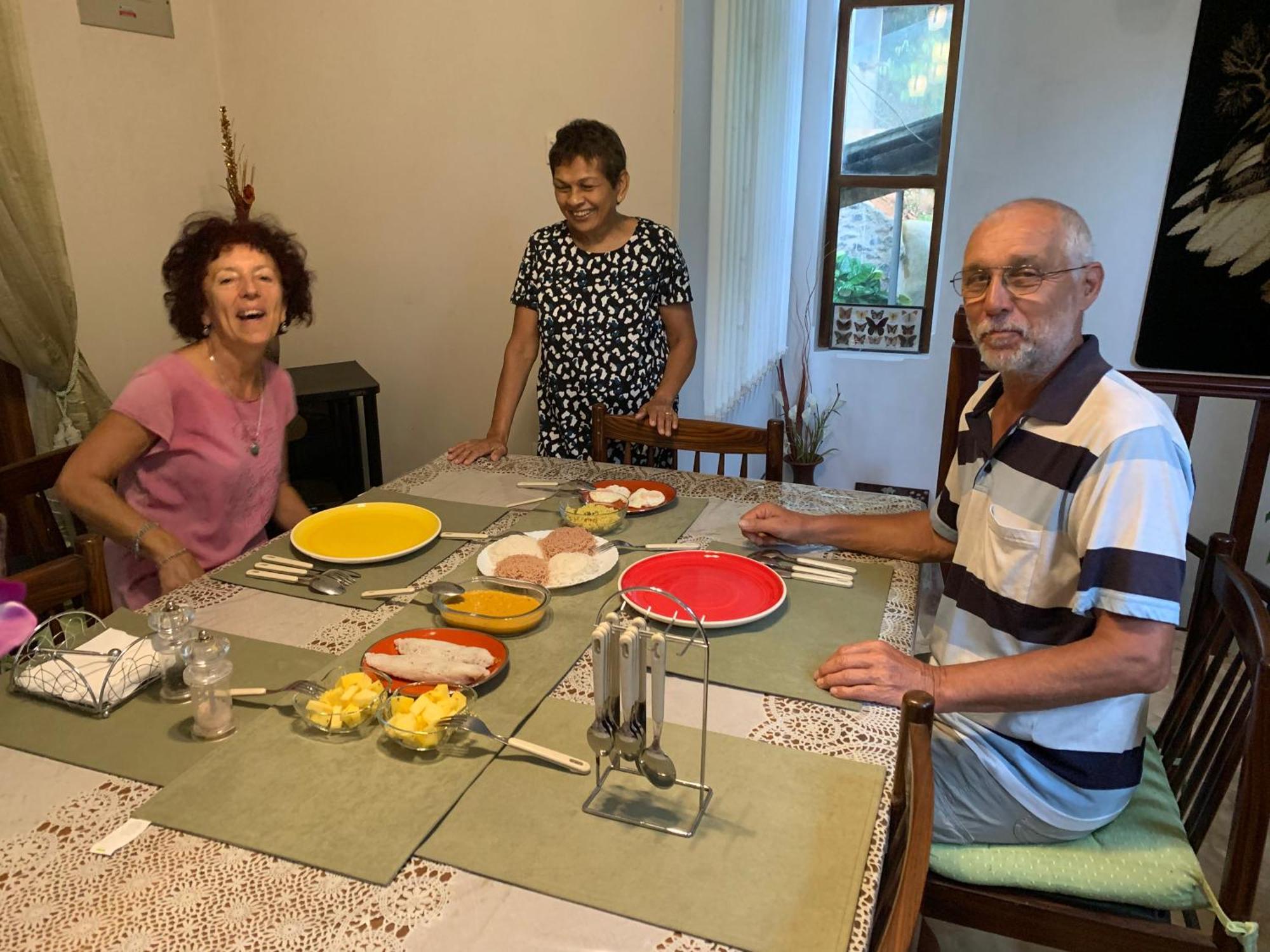 Araliya Home Stay Канди Екстериор снимка