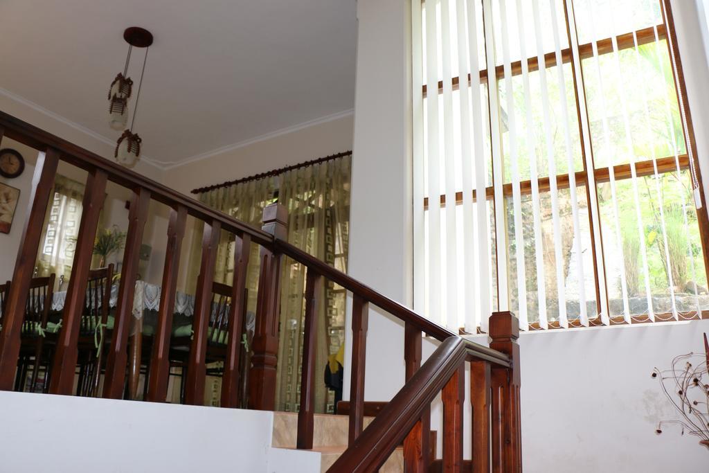 Araliya Home Stay Канди Екстериор снимка