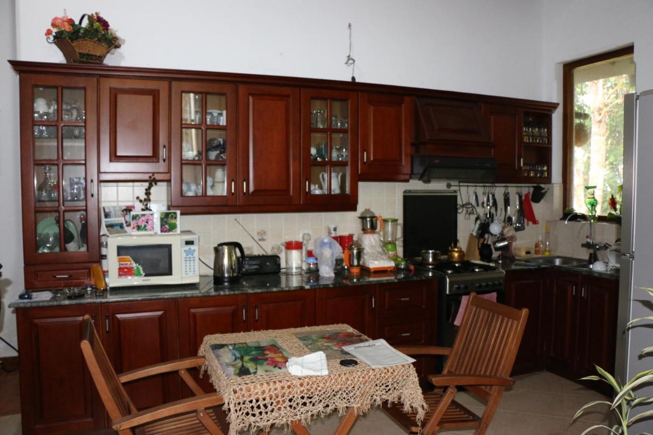 Araliya Home Stay Канди Екстериор снимка